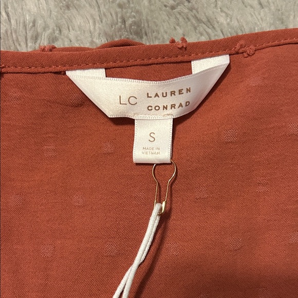 Sleeveless Ruffle Top - Picture 2 of 4